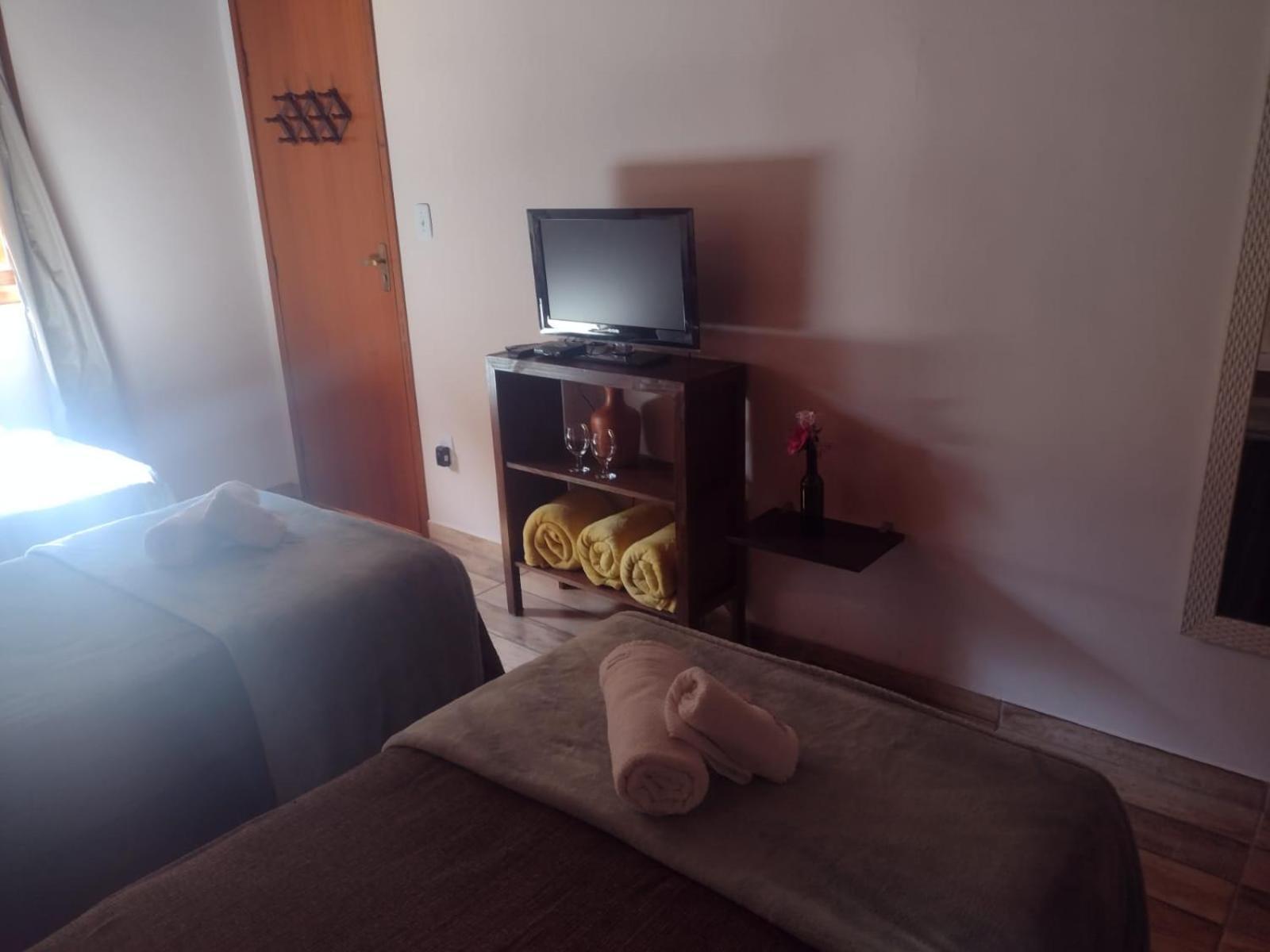 Pousada Caminho Dos Ventos Passa Quatro Exterior foto